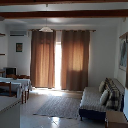באסקה Apartments Denis מראה חיצוני תמונה