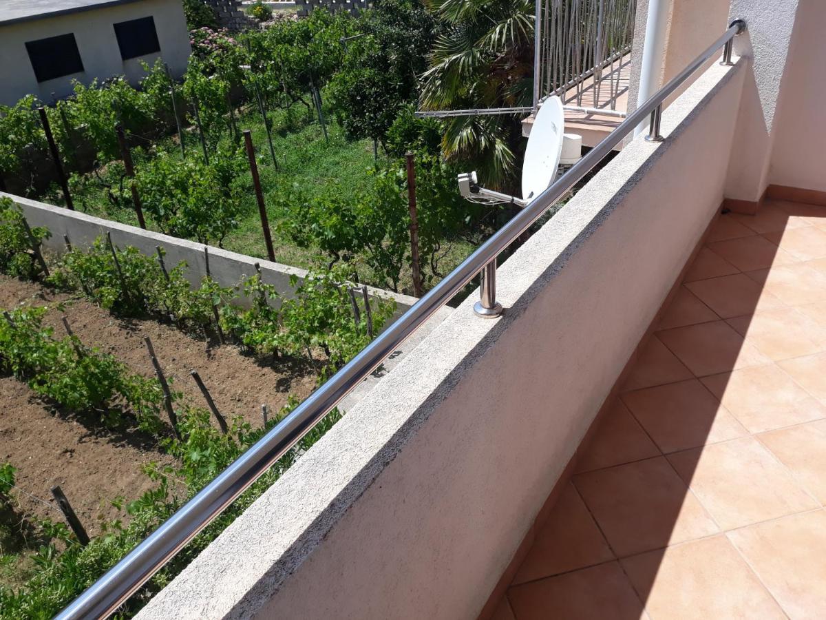 באסקה Apartments Denis מראה חיצוני תמונה